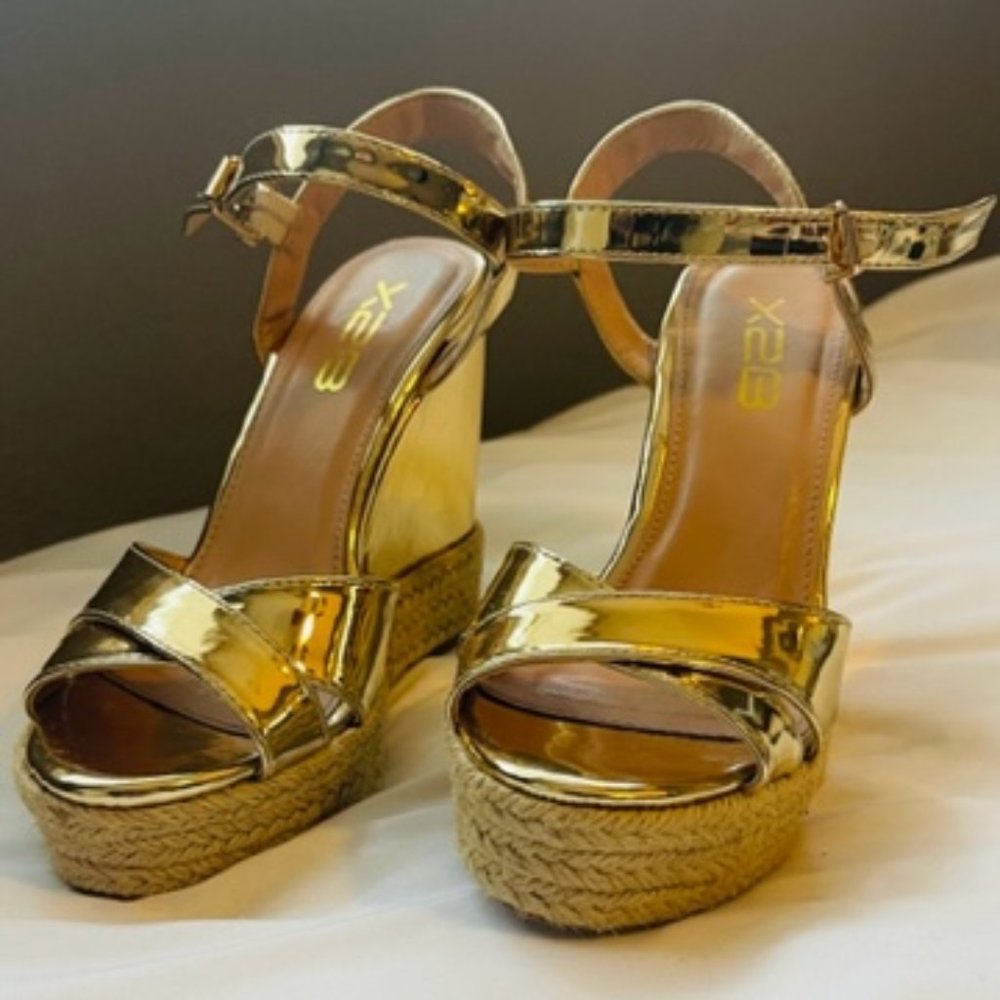 X2B Gold Espadrille Wedge Sandals Size 6